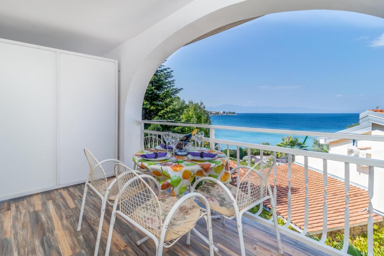 Maestral Apartments Malinska Exterior photo